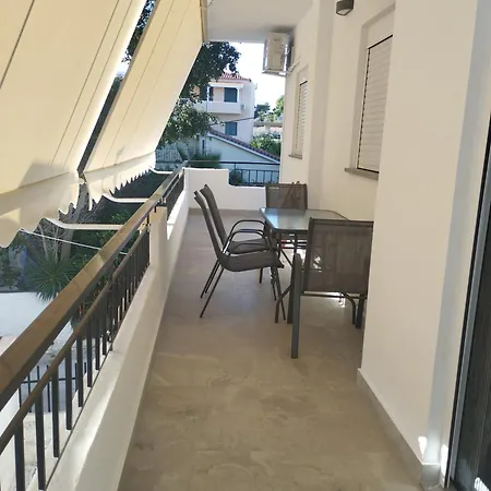 Portoheli Matilda's House 2 Апартаменты *