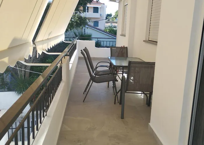 Portoheli Matilda's House 2 Апартаменты *